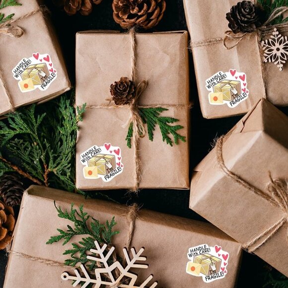 100 HANDLE WITH CARE I'M FRAGILE Sticker Label with Hearts - Picture 6 of 7